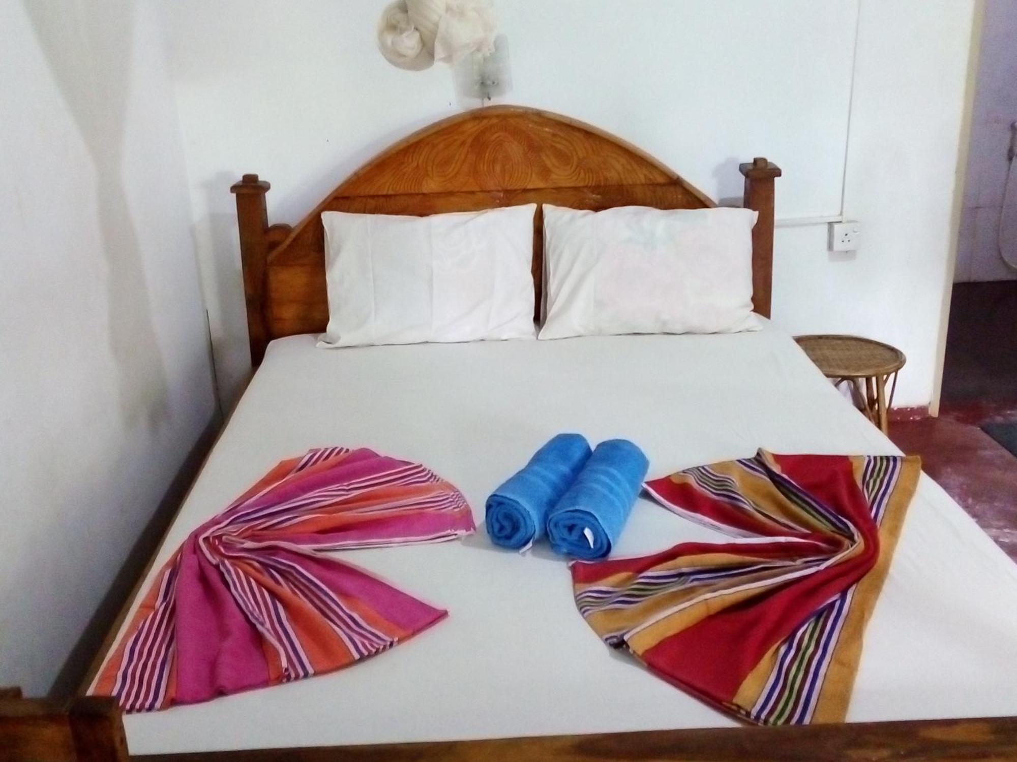 Bandula Home Stay シギリヤ エクステリア 写真